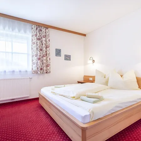 Feriengut Fingerhof Apartamento